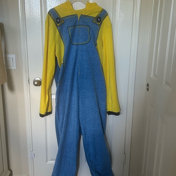 Minions Hoodie Onesies - Picture 9 of 9